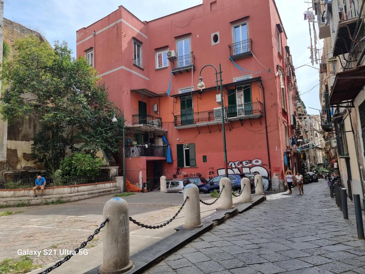 Dint ' O Vico San Petrillo Apartment Наполи Екстериор снимка
